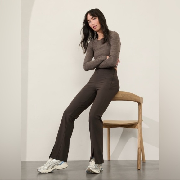 Athleta Move Easy Split Hem Truffle Brown Pants Size 8 NWOT - Picture 1 of 8